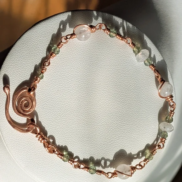 Moonstone Copper Chain Bracelet Rare Green Apatite Gems Dainty Artisan Crafted - Picture 10 of 16